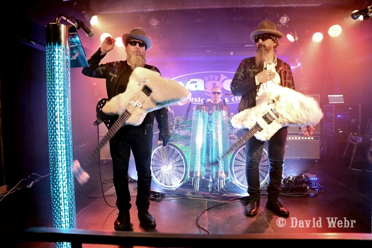 Plakát koncertu ZZ Top Litovel Czech tribute band