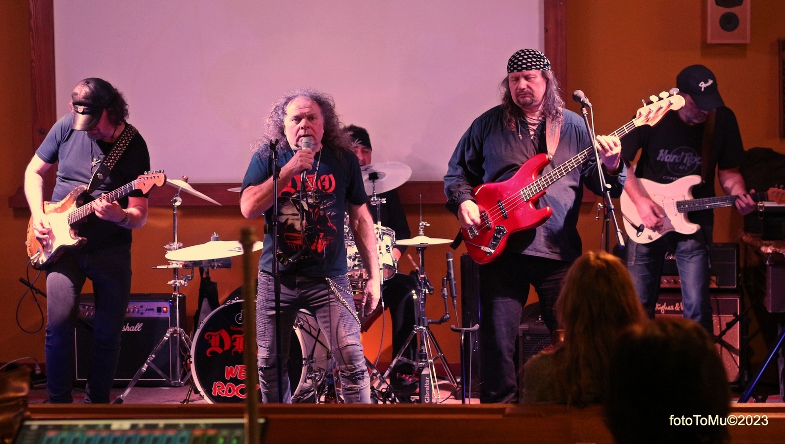 Plakát koncertu Dio Tribute Band feat. Jarda Bartoň
